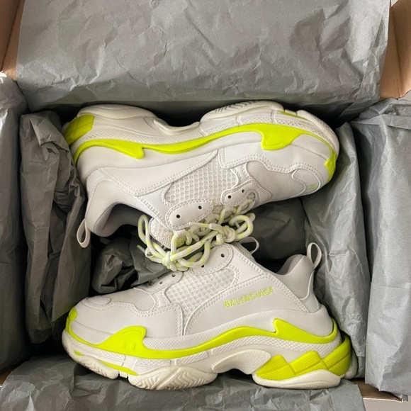 Balenciaga Sneakers - Picture 1 of 6